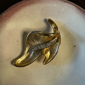 Gold Leaf Brooch with Rhinestones